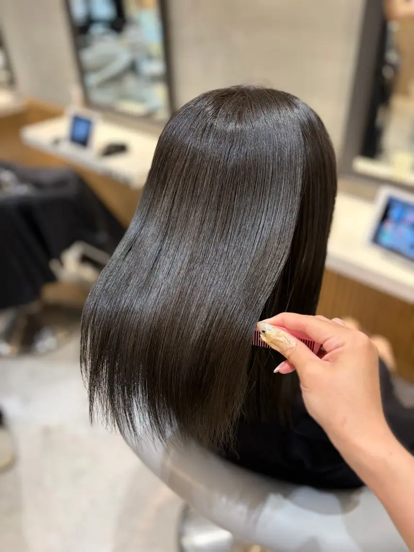 ミディアム カラー ヘアカラー トリートメント ヘアセット/レイヤー 縮毛矯正/はるか🎀のヘアスタイル