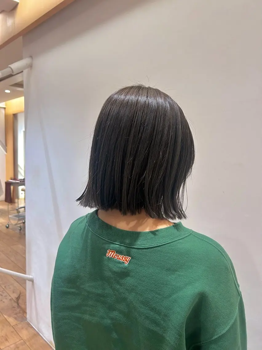 カラー アッシュ ヘアカラー あい /ヘアカラーのヘアスタイル