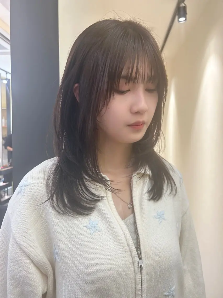 ロング カラー ハッシュカット 韓国風ヘア hubhair レイヤー/透明感のヘアスタイル