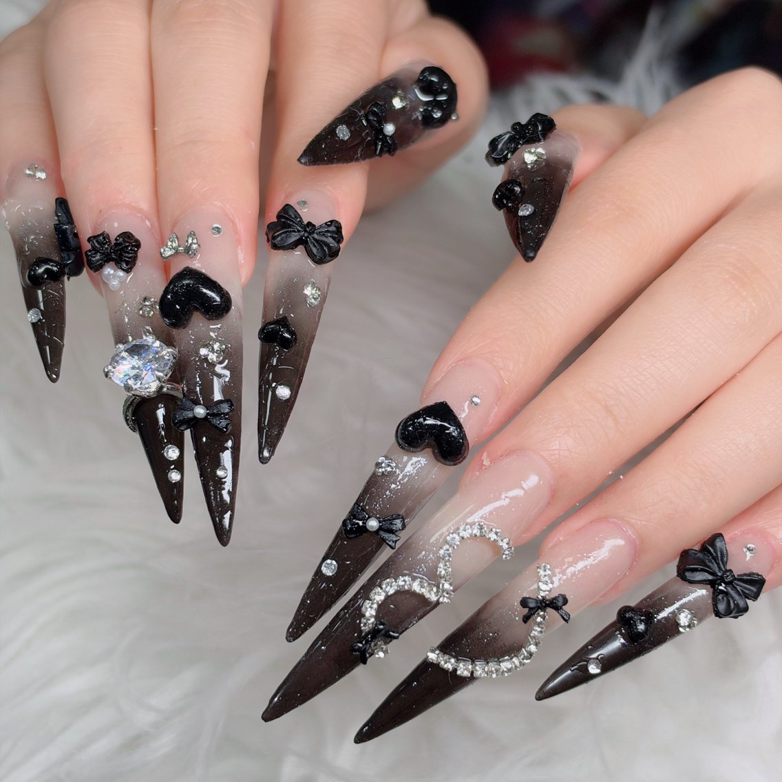 ネイル フットネイル フレンチネイル グラデーション 韓国ネイル ロングネイル ハンドネイル Hot Nail Salonのネイルデザイン