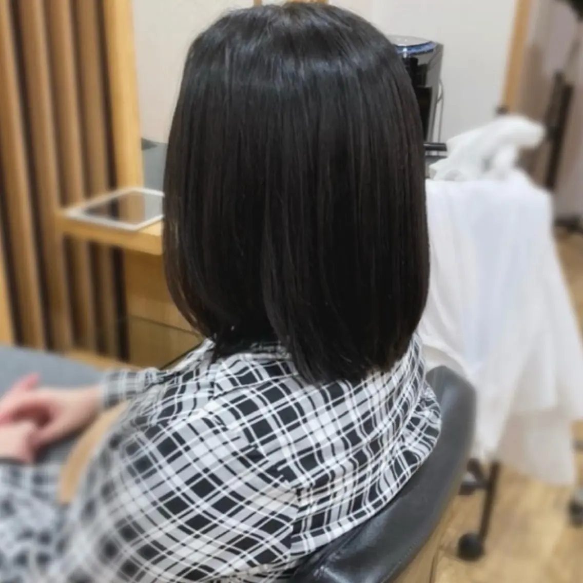 ミディアム カラー 髪質改善 KON|ごまかさない 艶。酸熱×精密カットのヘアスタイル