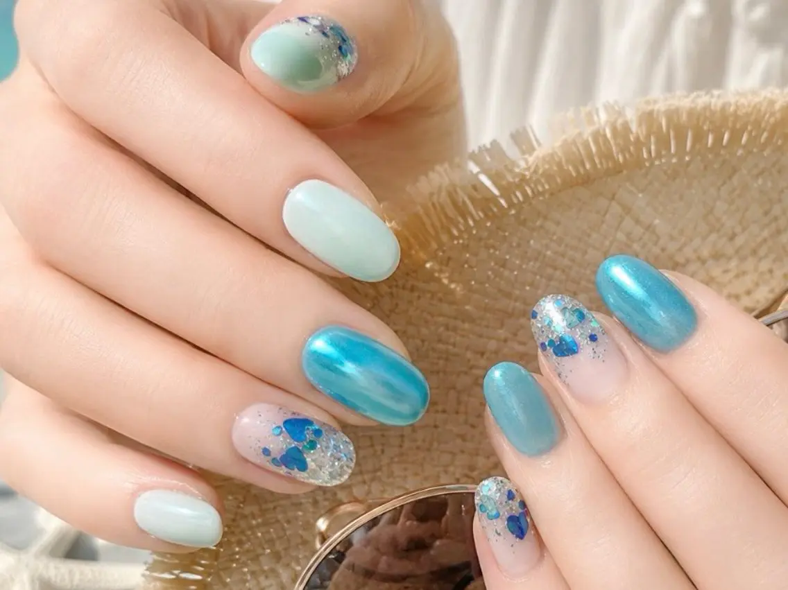 ネイル ジェルネイル ホログラムネイル Nailsalon Rのネイルデザイン