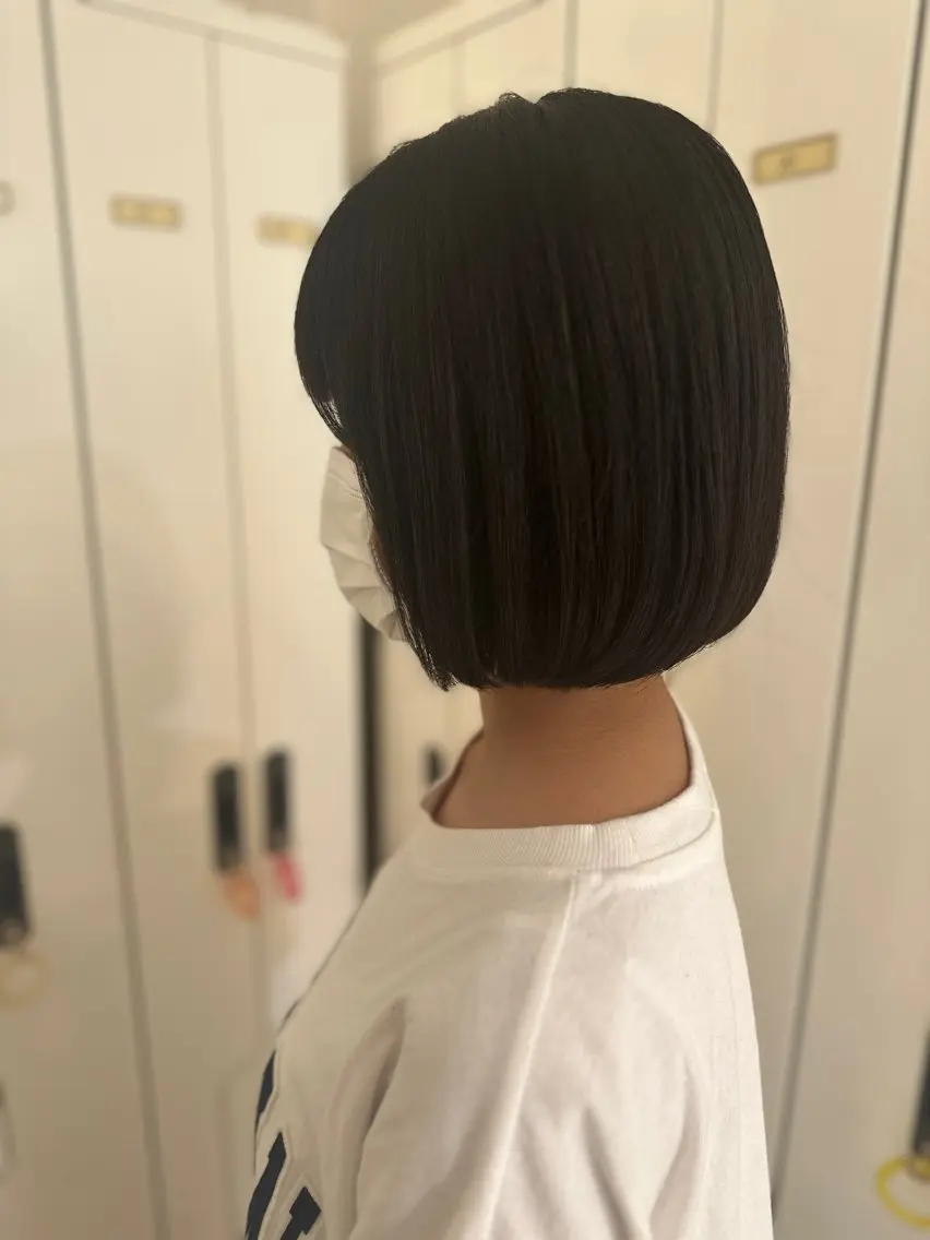 ミディアム ボブ 日曜日空きあり‼️ 艶々カラー🩷のヘアスタイル