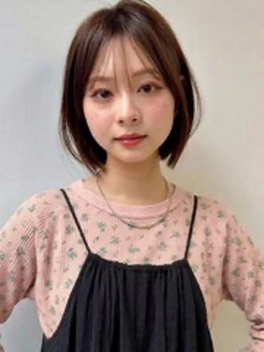 ショート カラー ヘアアレンジ カット ヘアカラー トリートメント ボブ/透明感ベージュ 🫧クルミ🌟のヘアスタイル