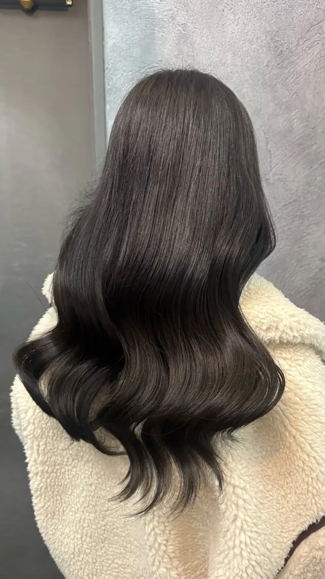 ロング カラー 透明感カラー 韓国風ヘア ヘアカラー 🐺ﾅｶﾑﾗ ﾓﾓｶのヘアスタイル