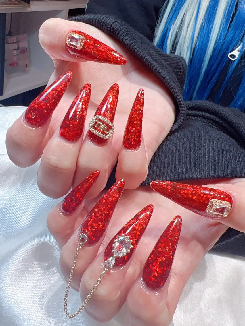 ネイル ワンカラーネイル 赤色 スカルプネイル bijou nails　蓮のネイルデザイン