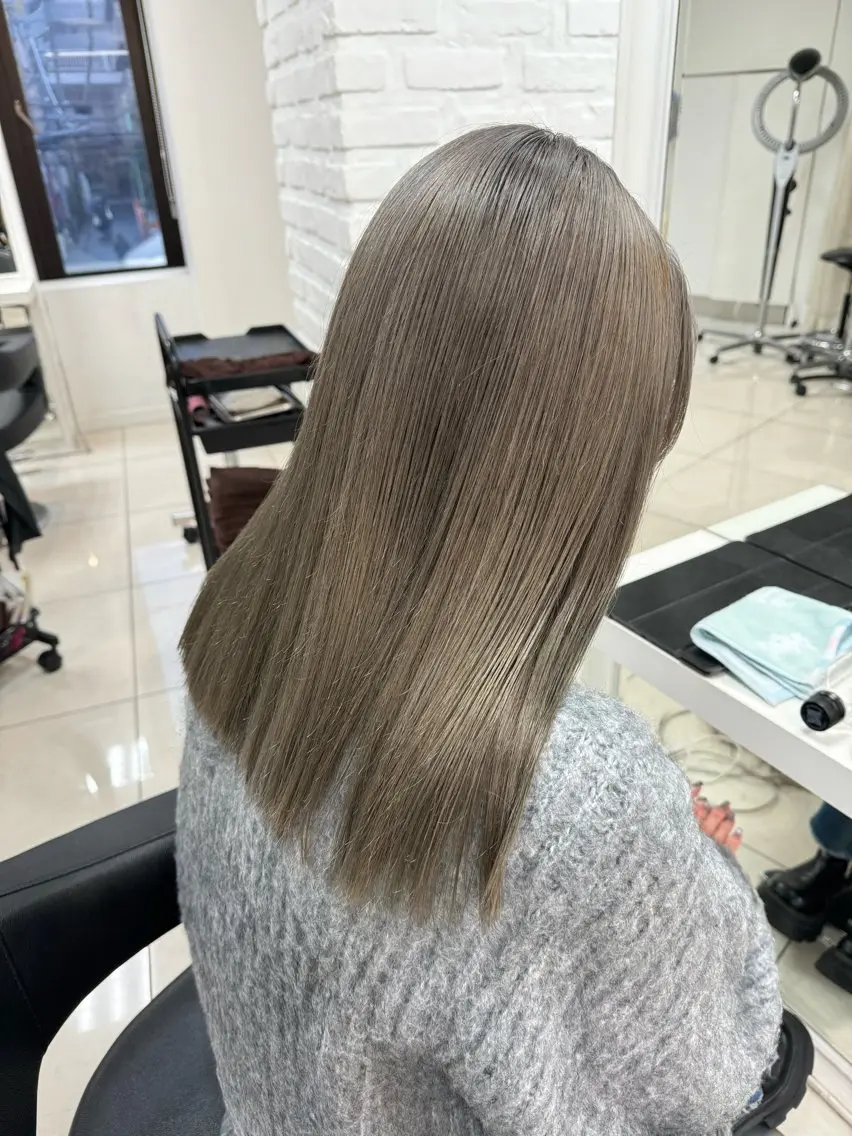 ロング ヘアカラー 【似合わせカット】 CoCo🦋のヘアスタイル