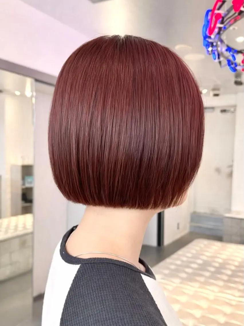 ミディアム カラー ヘアアレンジ ブリーチ 透明感カラー ダブルカラー ブリーチなしカラー 韓国風ヘア カット ヘアカラー トリートメント ヘッドスパ ヘアセット レイヤー×ベージュ ×暖色🩷AINAのヘアスタイル