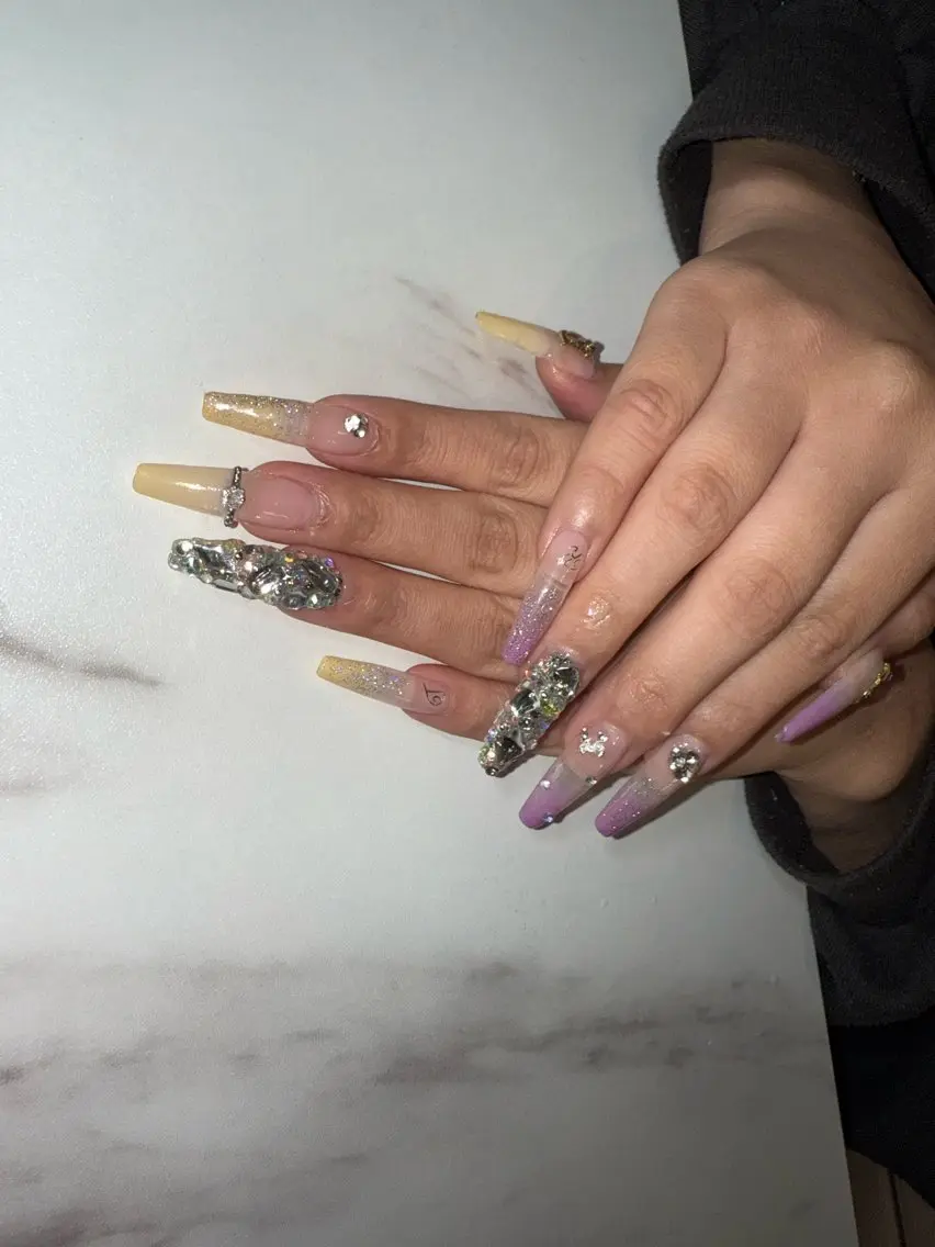 ネイル ロングネイル ハンドネイル Cheri nailのネイルデザイン