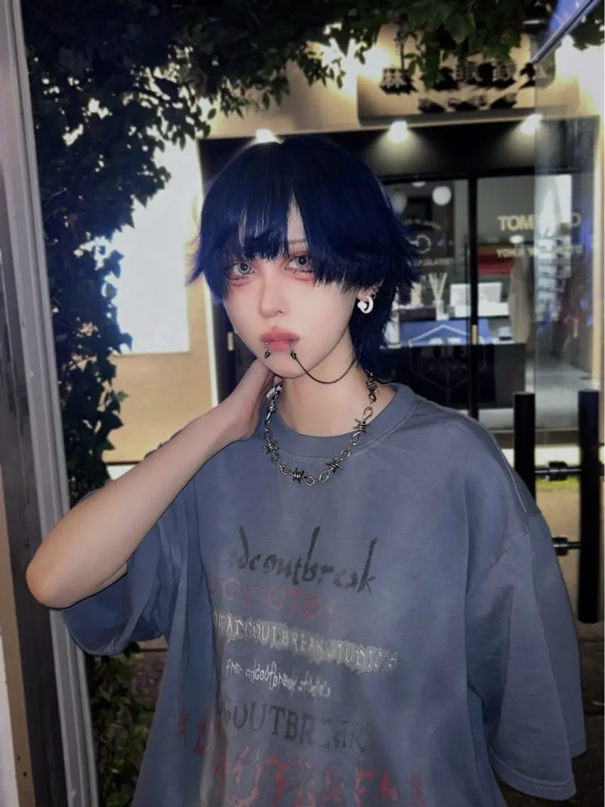 ショート カラー colorlist 🖤SARASAのヘアスタイル