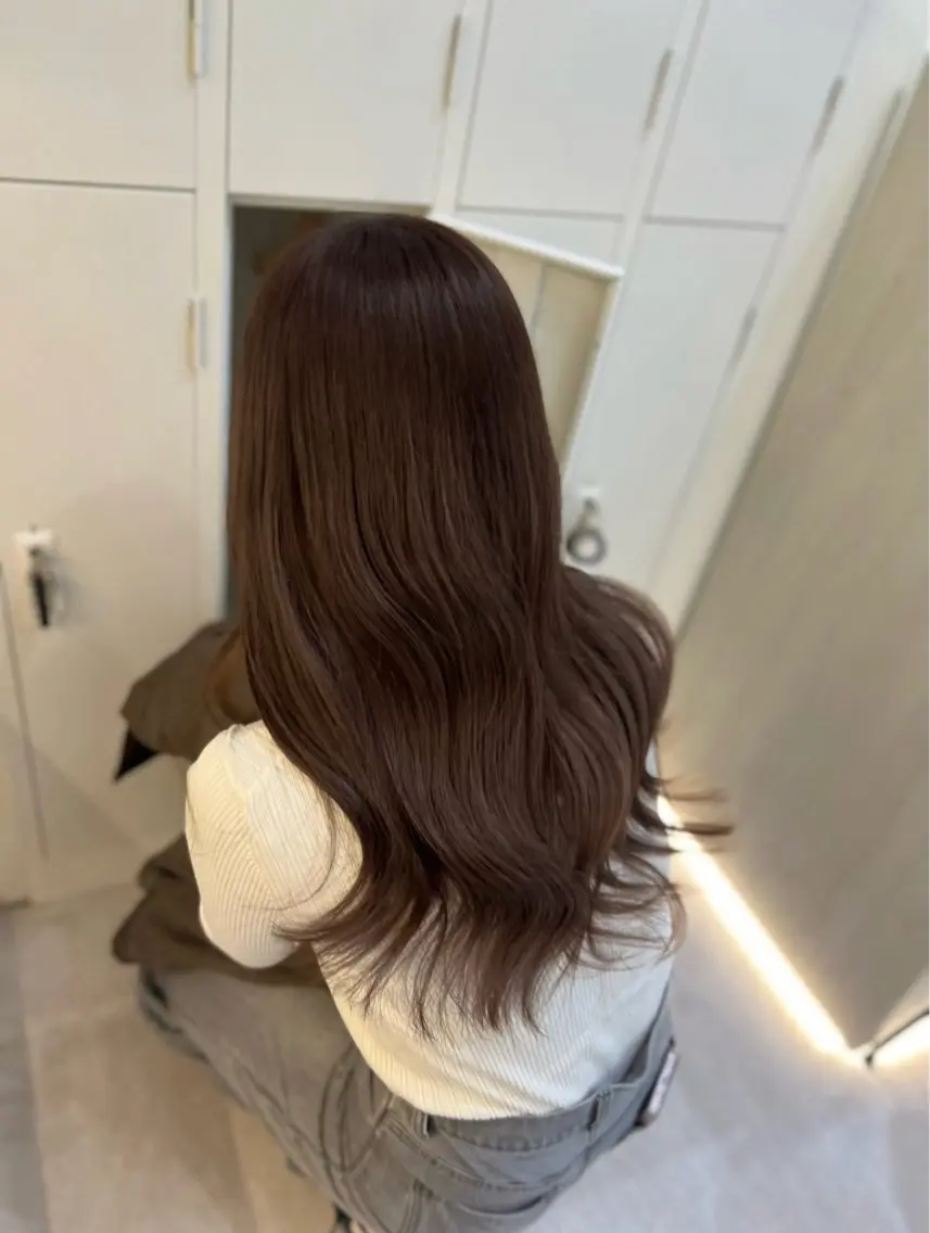 ロング カラー Zina aimiのヘアスタイル