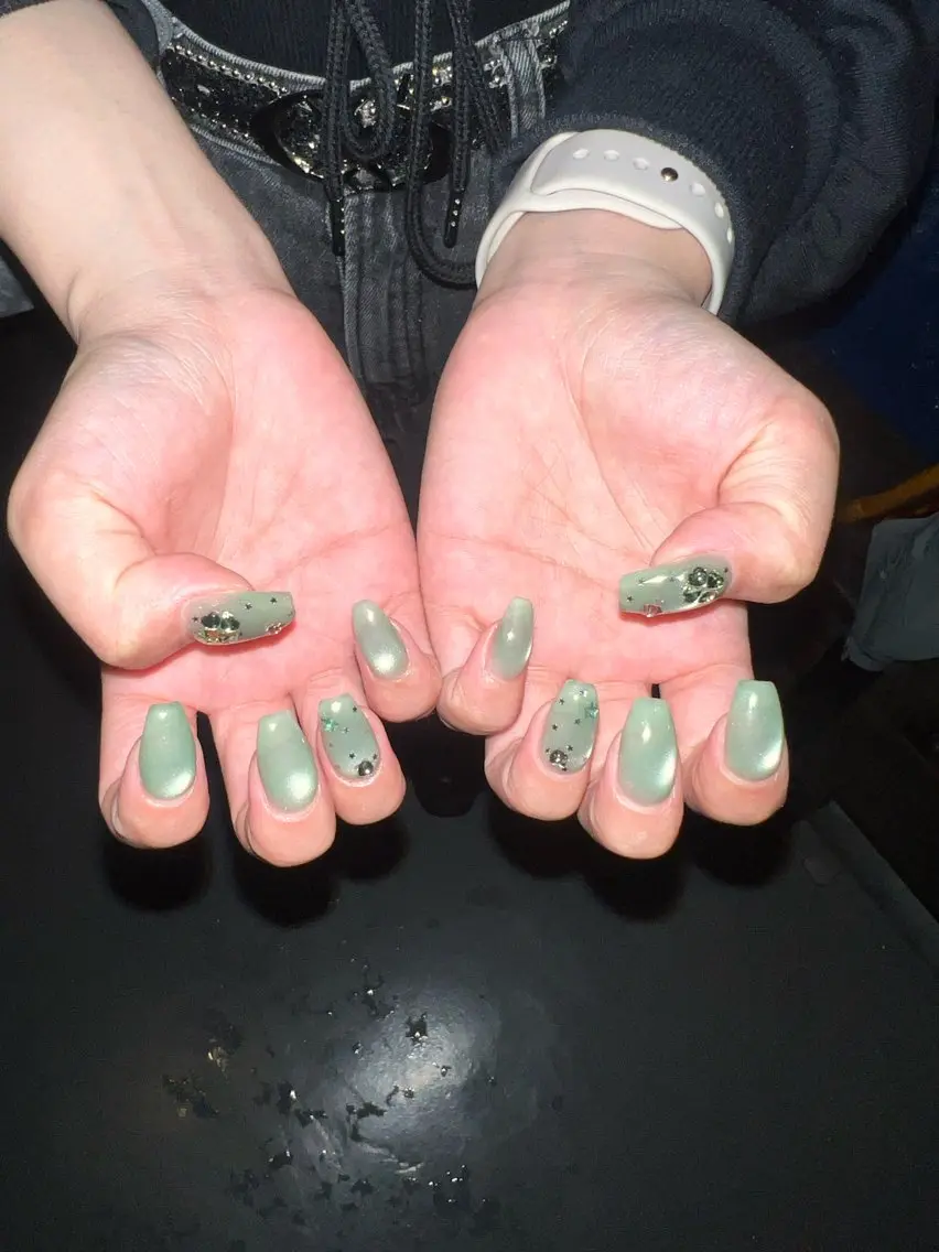 ネイル IROHA nail 烏丸店 ミサキのネイルデザイン