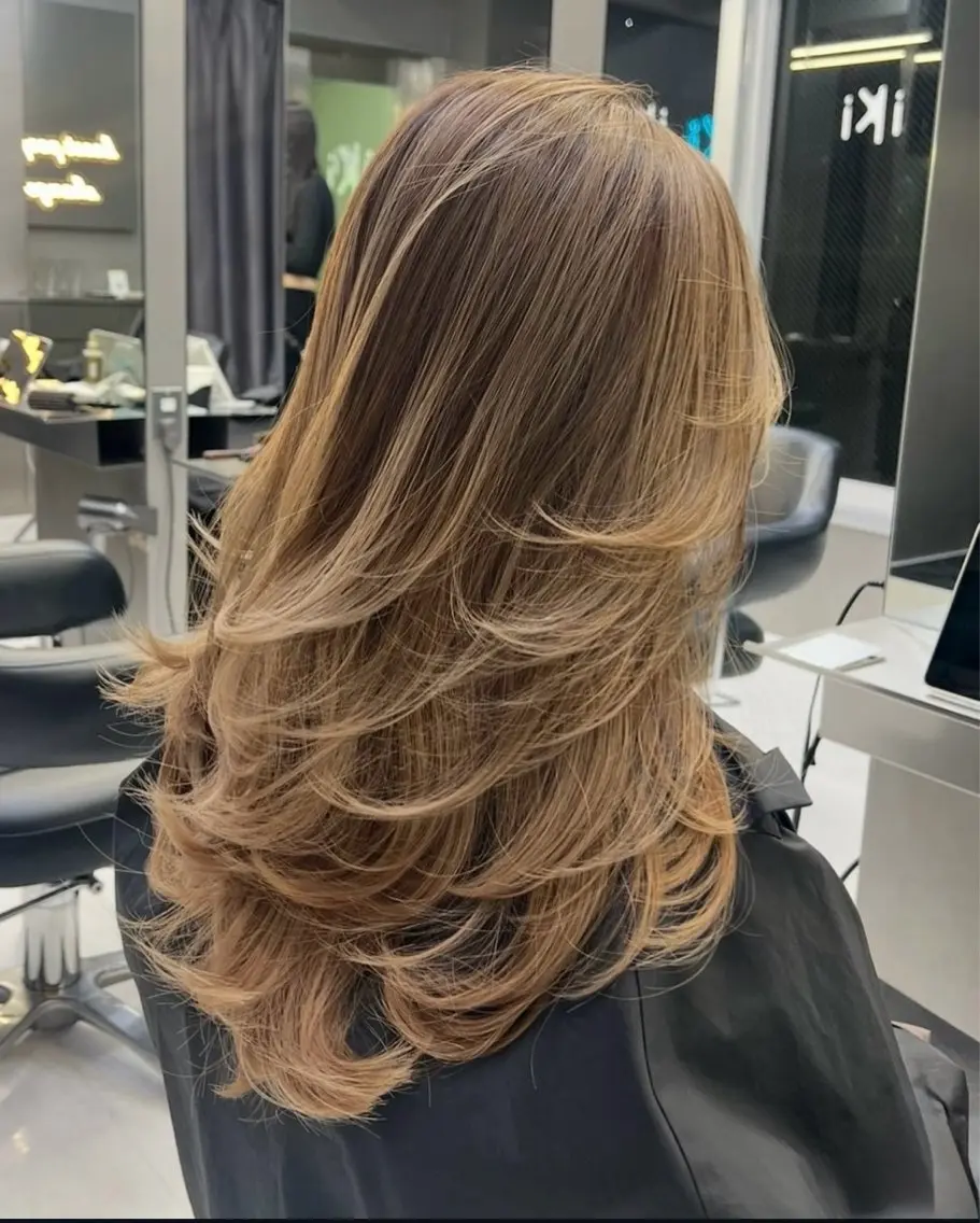 ロング レイヤーカット トリートメント ヘアカラー トリートメント Kotomi 🇺🇸💋のヘアスタイル
