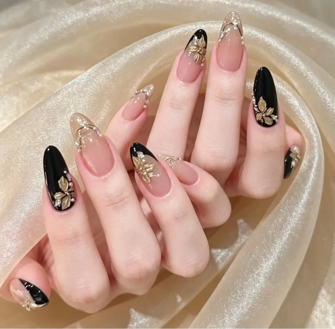 ネイル アートネイル ジェルネイル 韓国ネイル ニュアンスネイル シンプルネイル ハンドネイル ハンドケア Anna Melia Nailのネイルデザイン