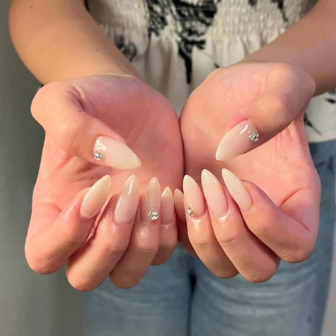 ネイル ハンドネイル フットネイル neroria nailのネイルデザイン
