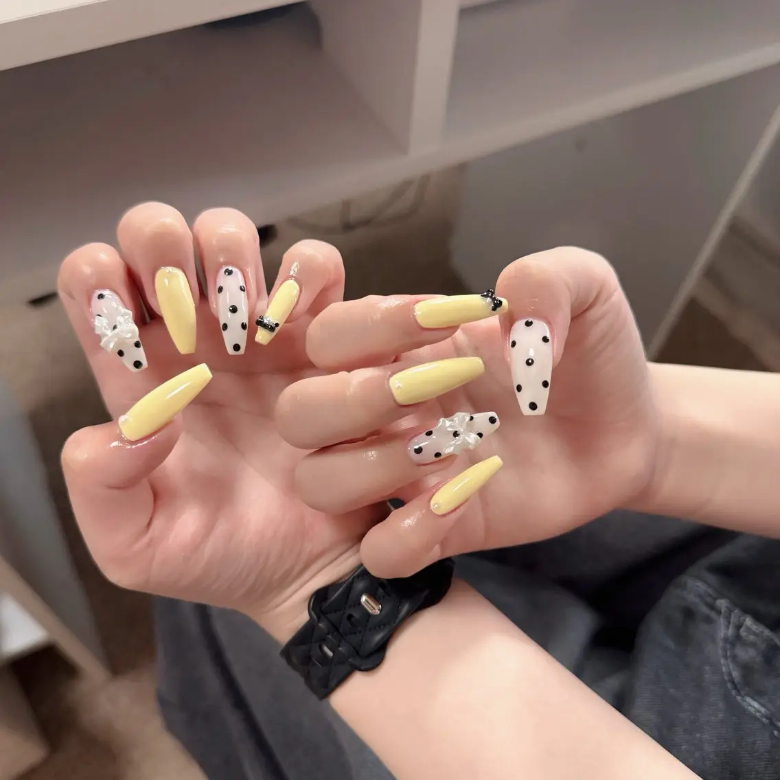 ネイル チークネイル フレンチネイル グラデーション 韓国ネイル マグネットネイル Hana Nailのネイルデザイン