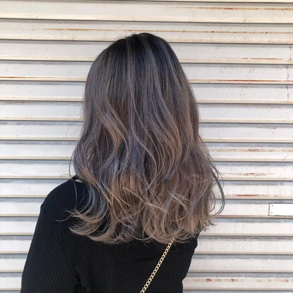セミロング カラー ブリーチ トリートメント カット ヘアカラー トリートメント 國生 香織のヘアスタイル