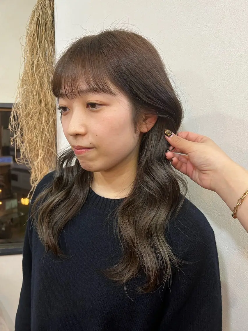 ロング カラー グレージュ インナーカラー 韓国ヘア 🎀華澄のヘアスタイル