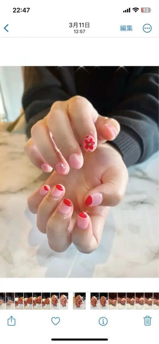 ネイル フラワーネイル ニュアンスネイル 赤色 Liebe あいりのネイルデザイン