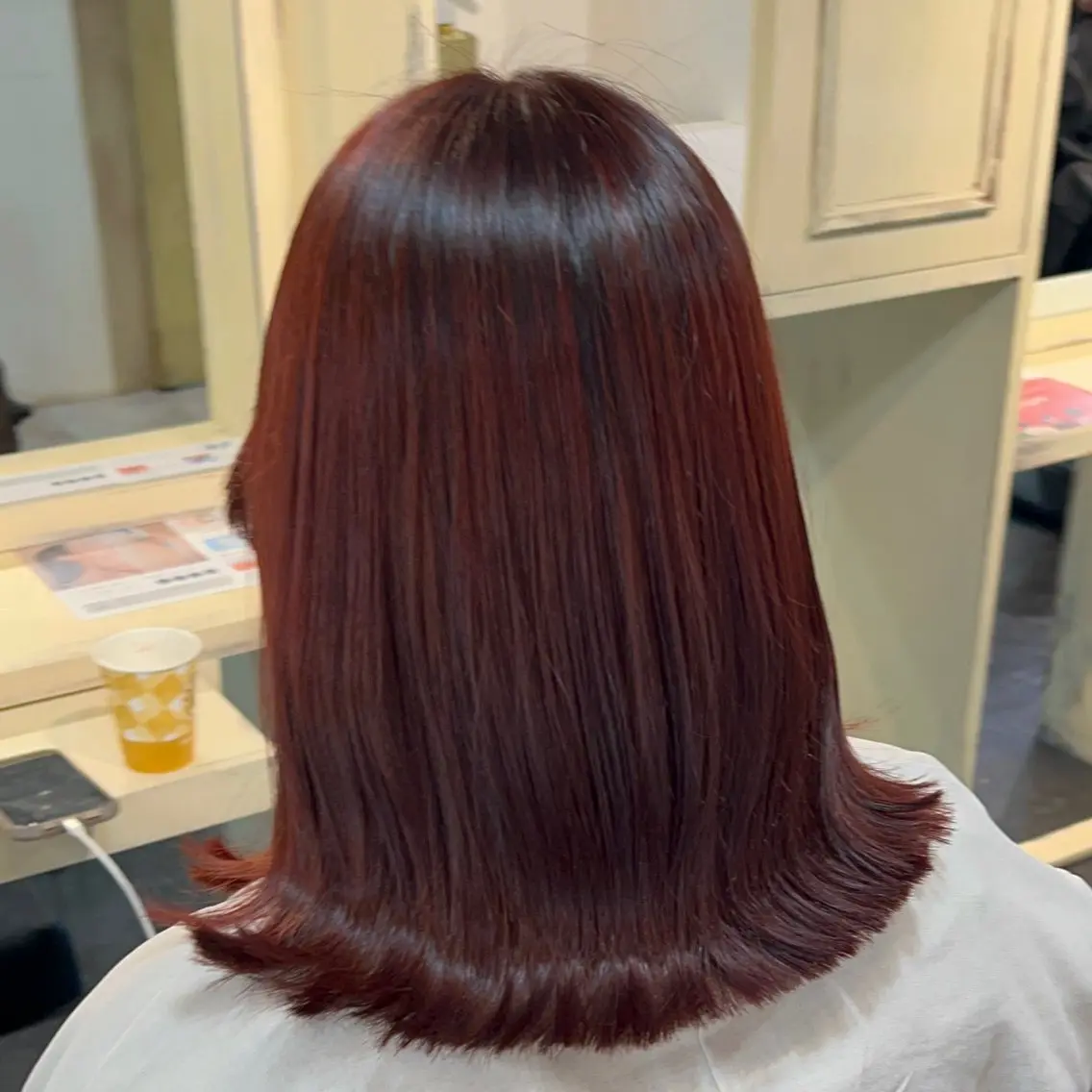 ミディアム カラー レッドカラー 外ハネヘア トリートメント ヘアカラー ナチュラルカラー 🪄🧸✨れなのヘアスタイル