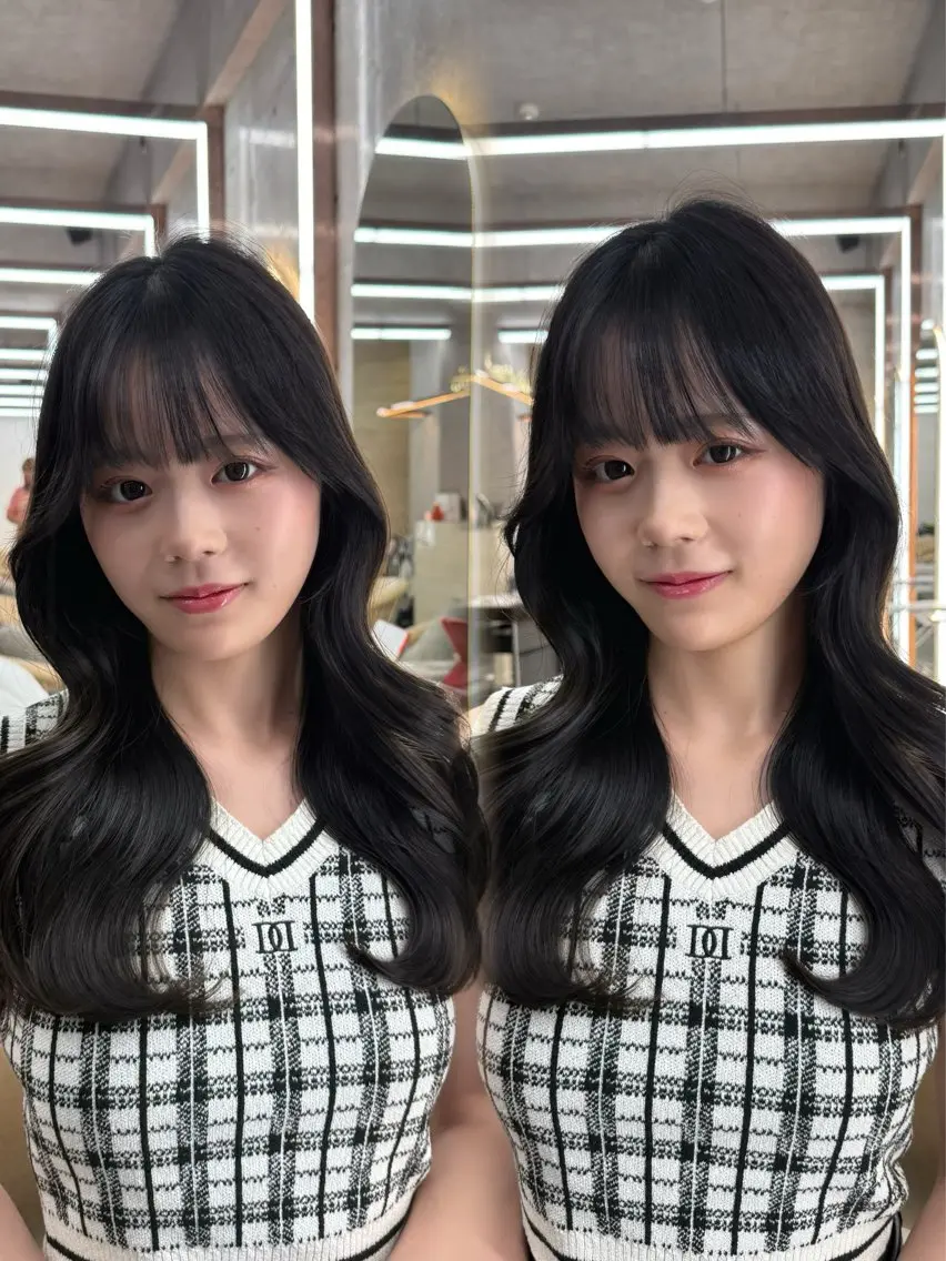 ロング カット ヘアカラー トリートメント 髪質改善|透明 感カラー🩵レイヤーのヘアスタイル