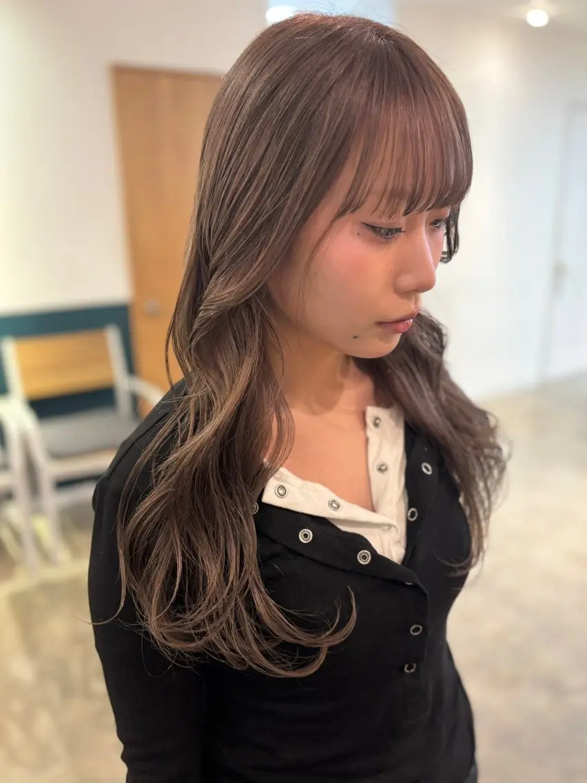 ロング アッシュ ヘアカラー トリートメント ☁️RIKA☁️ @ri2_____bのヘアスタイル