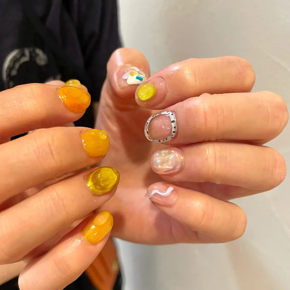 ネイル ハンドネイル 新井 ひなののネイルデザイン