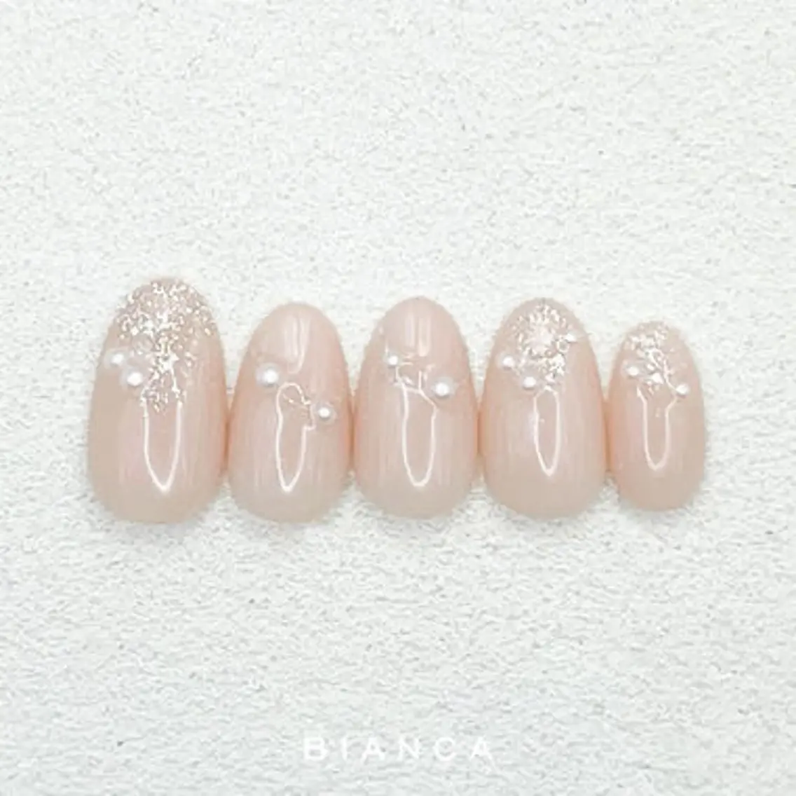 ネイル ハンドネイル Bianca Manamiのネイルデザイン