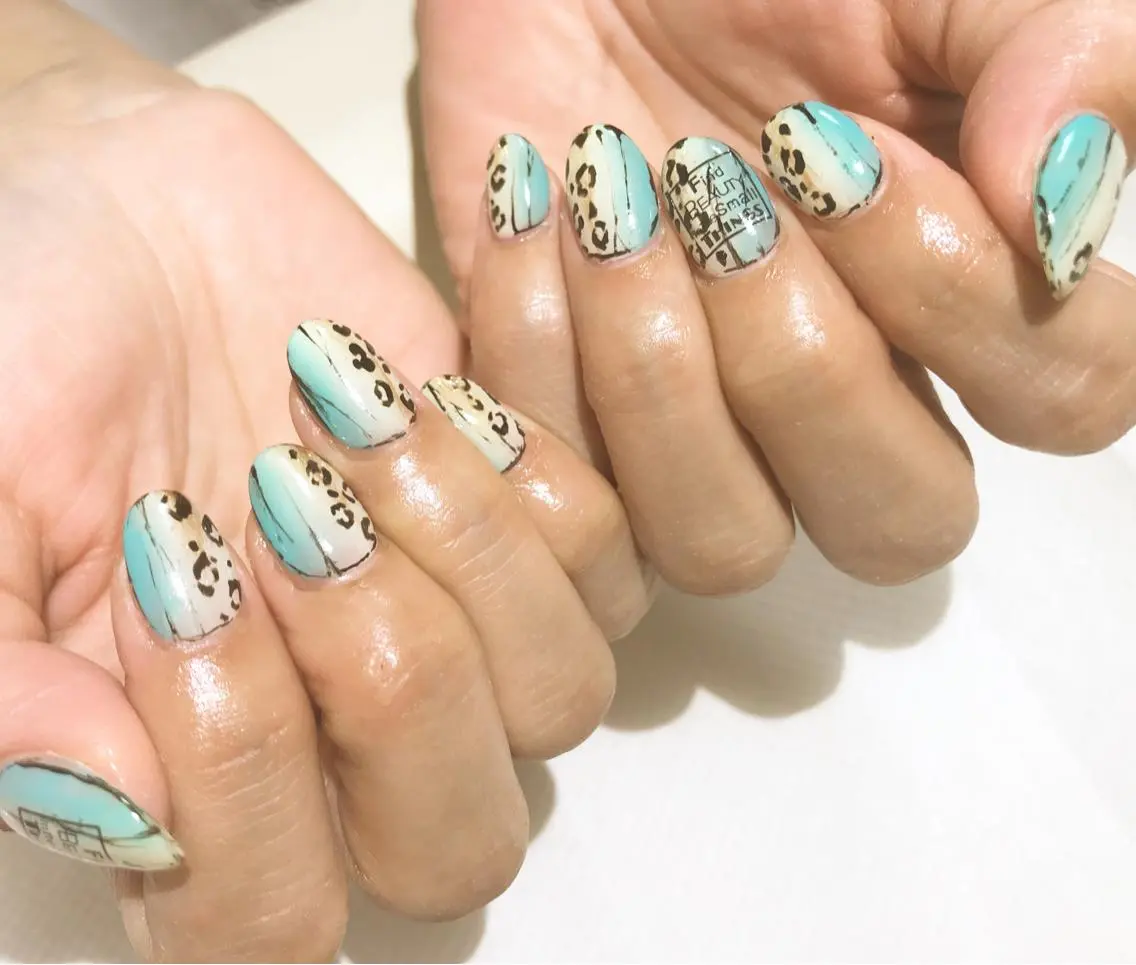 ネイル アニマル柄 フットネイル シンプルネイル 春ネイル 夏ネイル nail fufla ♡yamane♡のネイルデザイン