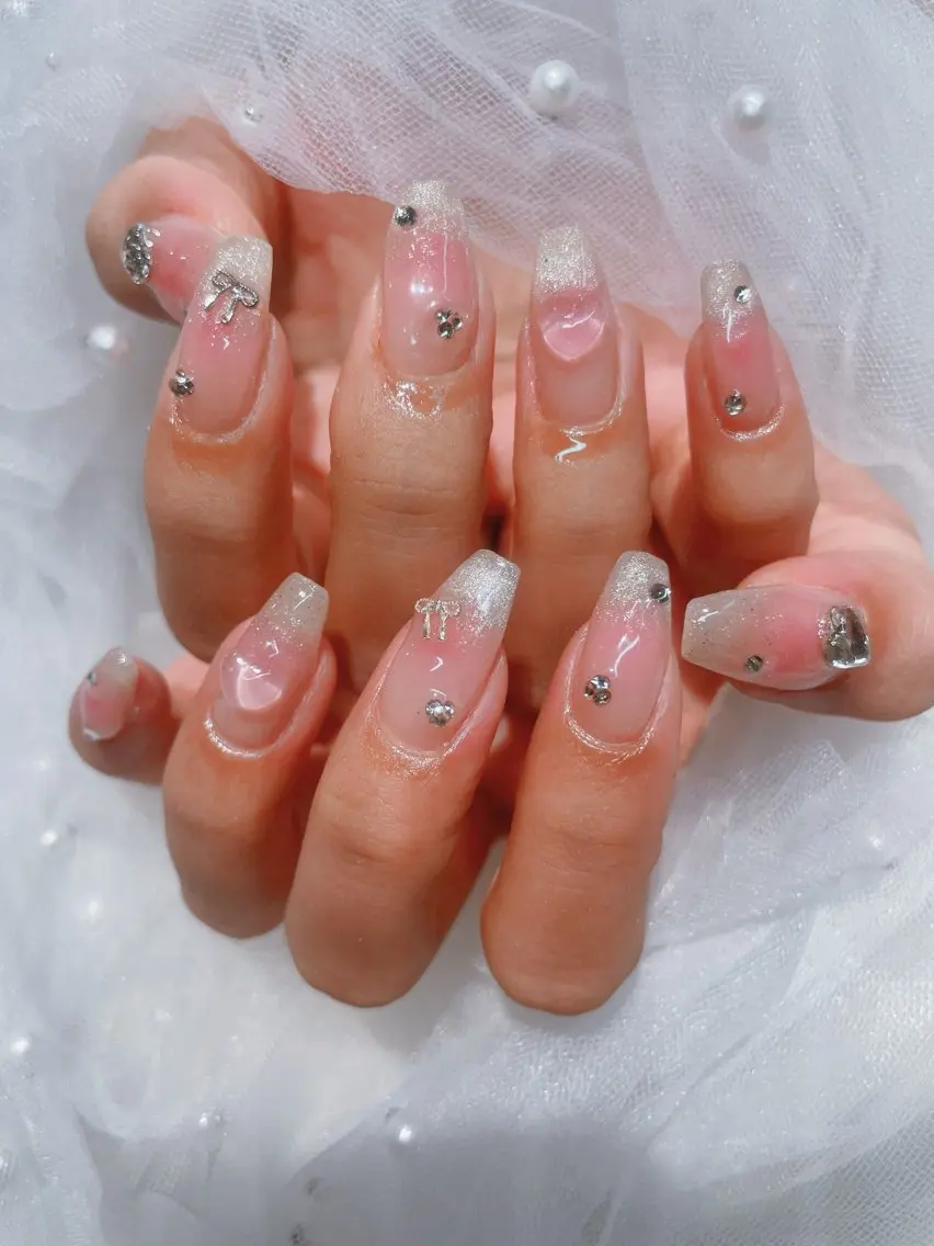 ネイル チークネイル クリアネイル ハート I-nail Moeのネイルデザイン