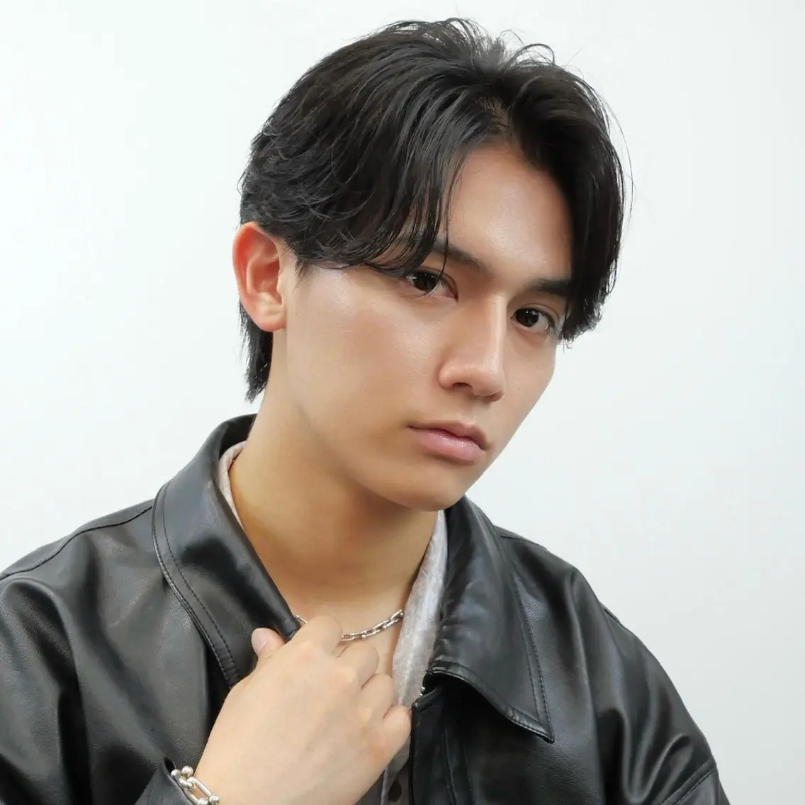 ショート パーマ メンズ フェザーパーマ メンズ韓国風 メンズパーマ 韓国風ヘア ニュアンスパーマ カット パーマ 🩵韓国スタイル特化 🩵yuuのヘアスタイル