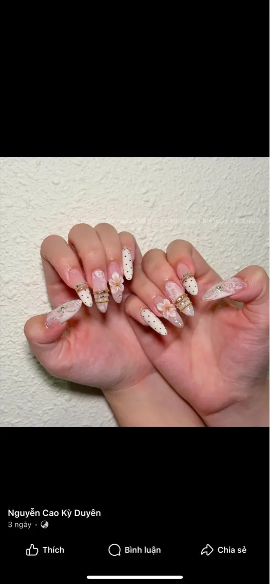 ネイル ボルドー ブラウン チークネイル ドット フットネイル ハンドネイル VAN NAIL SALON海老名店のネイルデザイン