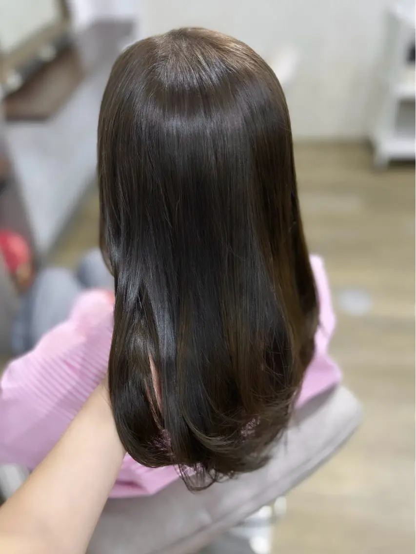 ロング カラー ベージュカラー オリーブベージュ さや𝜗𝜚 カラーモデル募集中のヘアスタイル