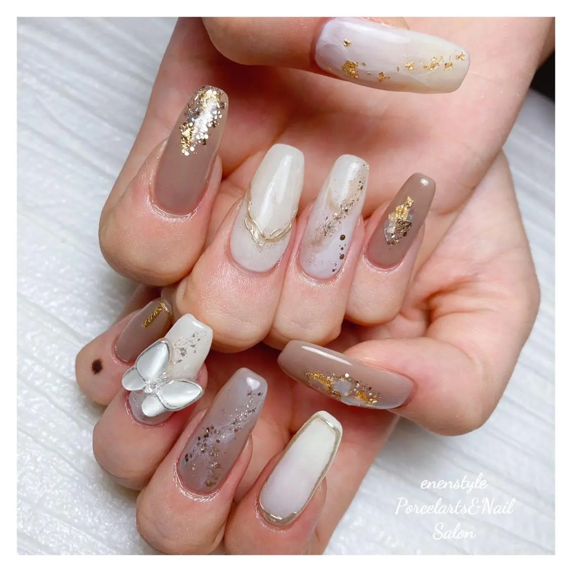 ミディアム ネイル 🐾enen style 🐾のネイルデザイン