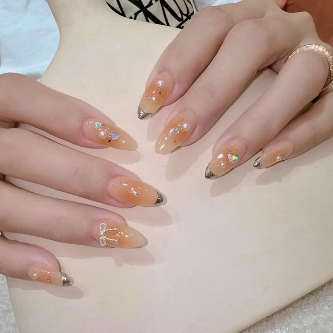 ネイル シンプルネイル akina nailsのネイルデザイン