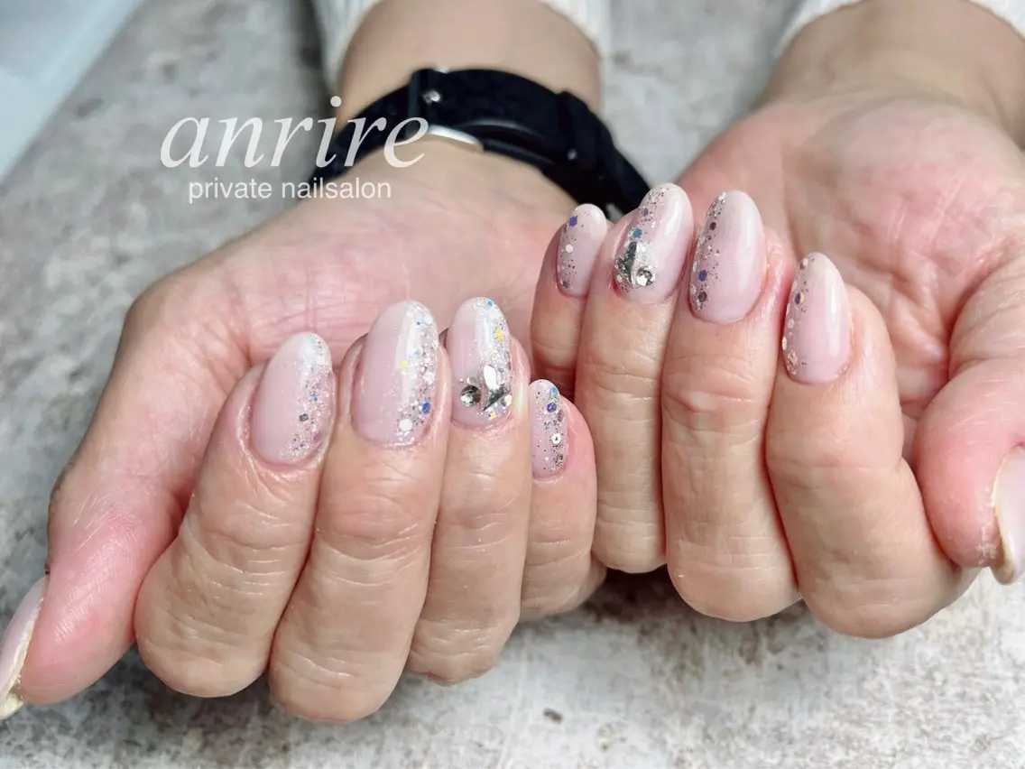 ネイル ハート キラキラネイル ラメ(グリッター) おそろいネイル パープル ハンドネイル nailsalon anrireのネイルデザイン