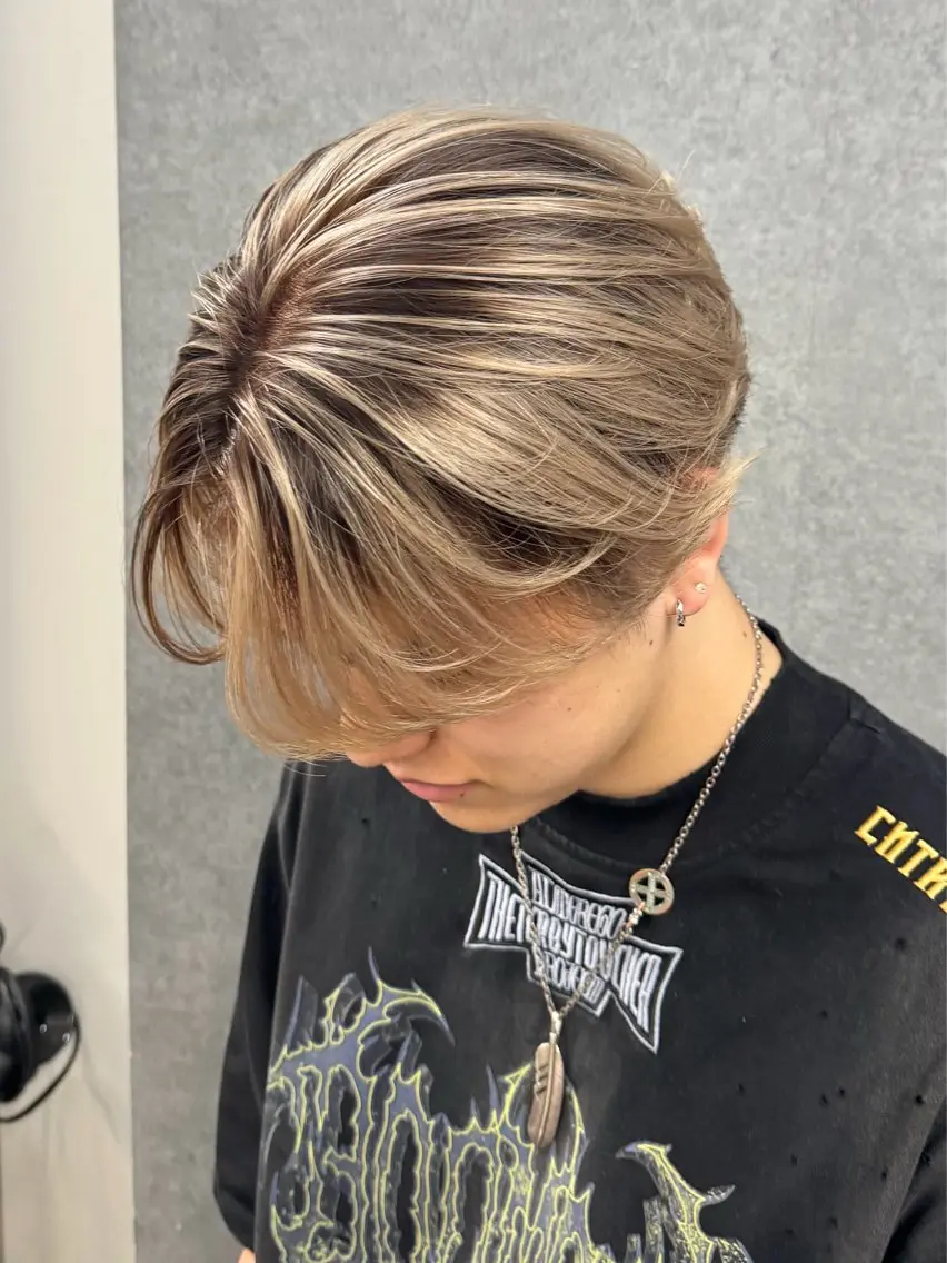 ショート カラー メンズ ヘアカラー 🎨古着✖️ ハイトーンYui🎨のヘアスタイル
