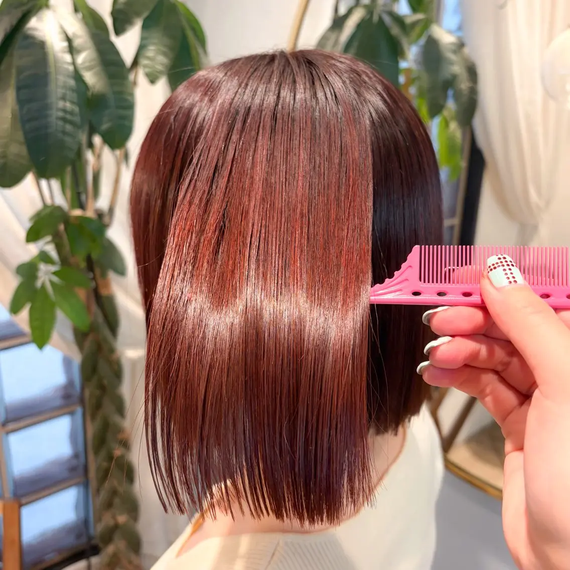 ミディアム レッドブラウン カット ヘアカラー トリートメント ♥️ボブ縮毛矯正/暖 色/minami♥️のヘアスタイル