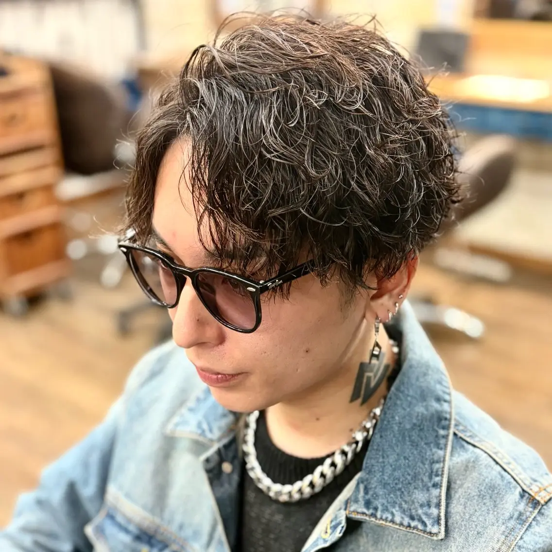 ミディアム カラー パーマ メンズ カット パーマ トリートメント 💈直毛×ツイスパの プロ🥷清水のヘアスタイル
