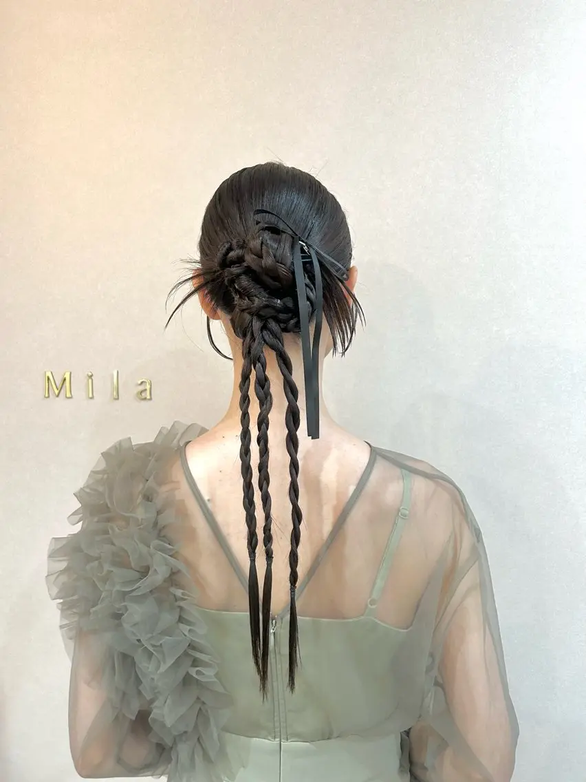 ロング Mila Hazukiのヘアスタイル
