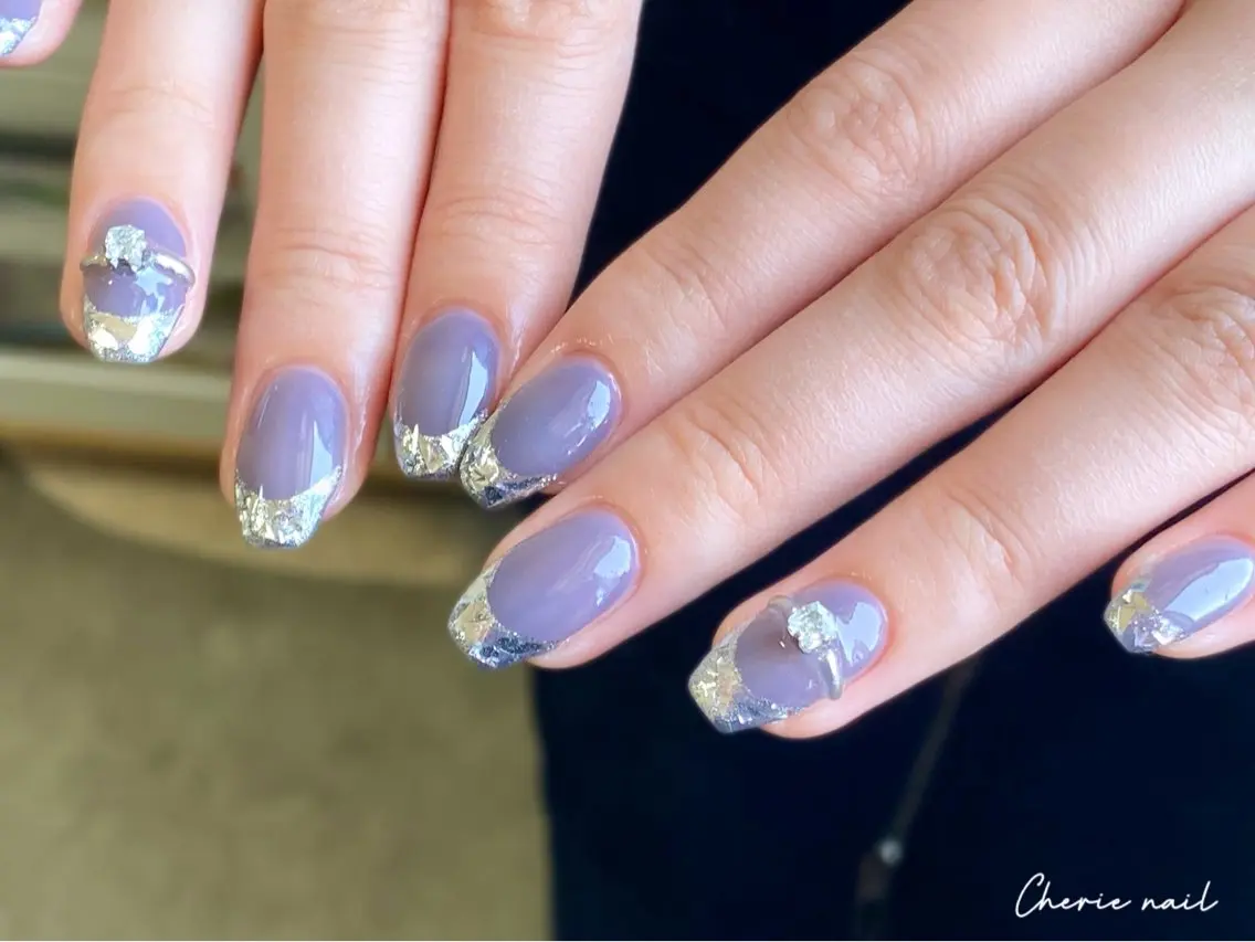 ネイル フレンチネイル ジェルネイル ガラスフレンチ ラメ(グリッター) パープル ハンドネイル Cherienail yunaのネイルデザイン