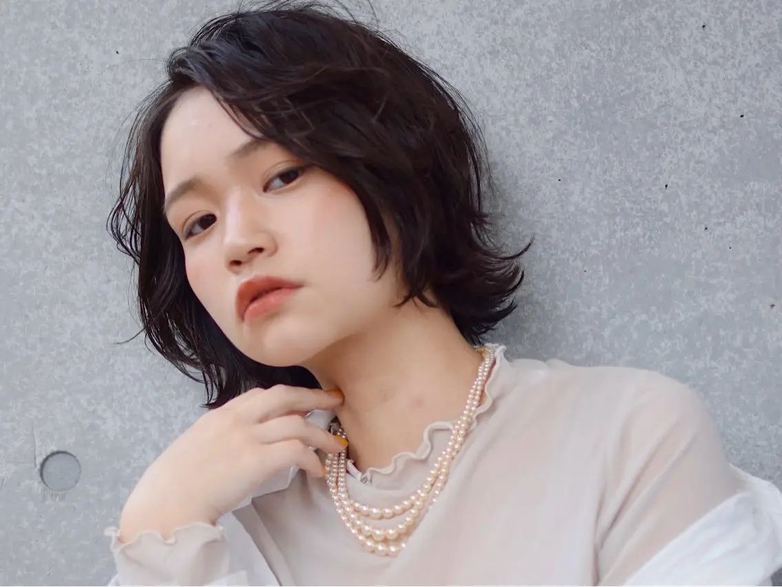 ミディアム カラー イルミナカラー トリートメント クスノキ ヤスタカのヘアスタイル