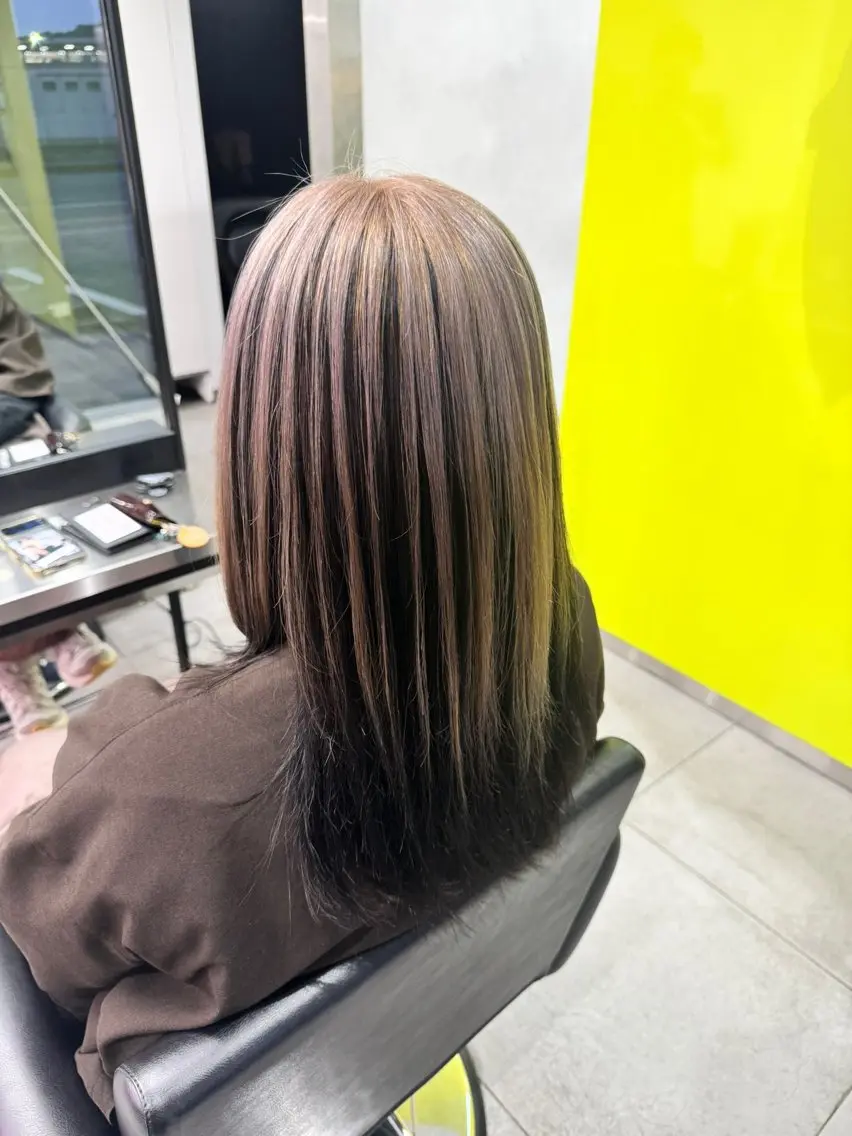ロング カット ヘアカラー 【ダブルカラー推し】 伊桜莉のヘアスタイル