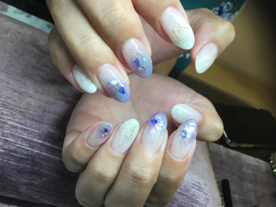 ネイル ブルー ラメ(グリッター) 持ち込み パープル ホワイト プライベートサロン jewel nailのネイルデザイン