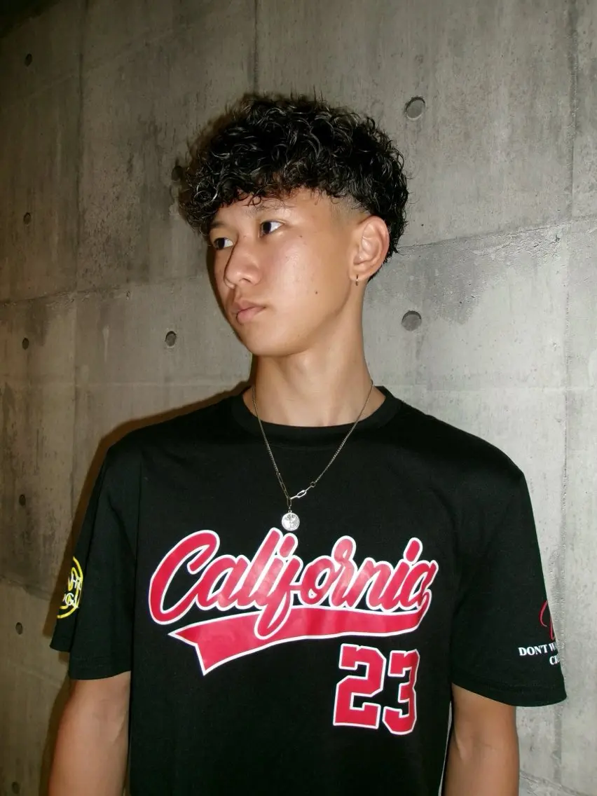 メンズ カット パーマ 窪田 力也のヘアスタイル