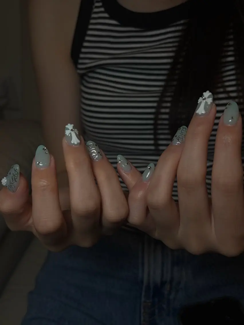 ネイル ハンドネイル D.dnail🎀 Reinaのネイルデザイン