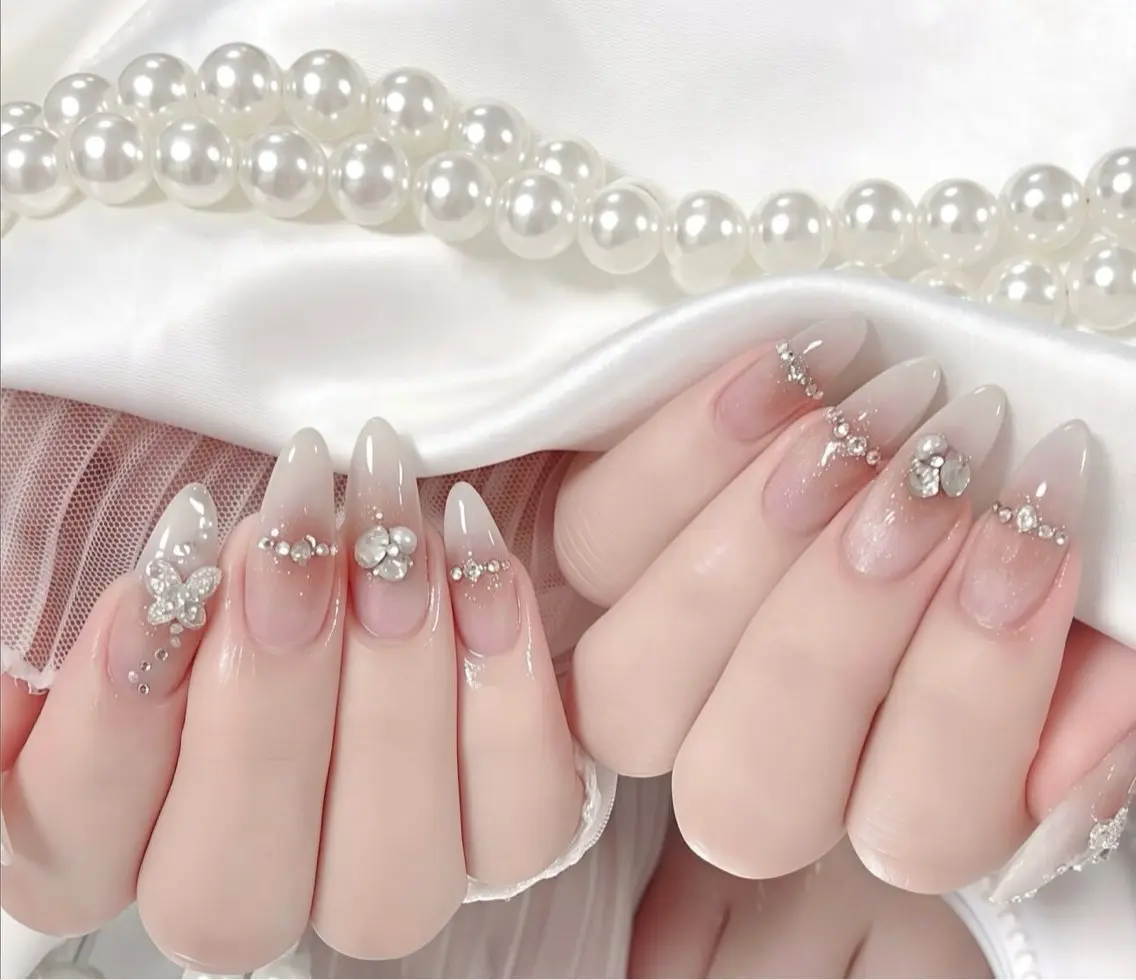ネイル 韓国ネイル 持ち込み ニュアンスネイル ネイルチップ ハンドネイル TABI ANA.CHUOのネイルデザイン