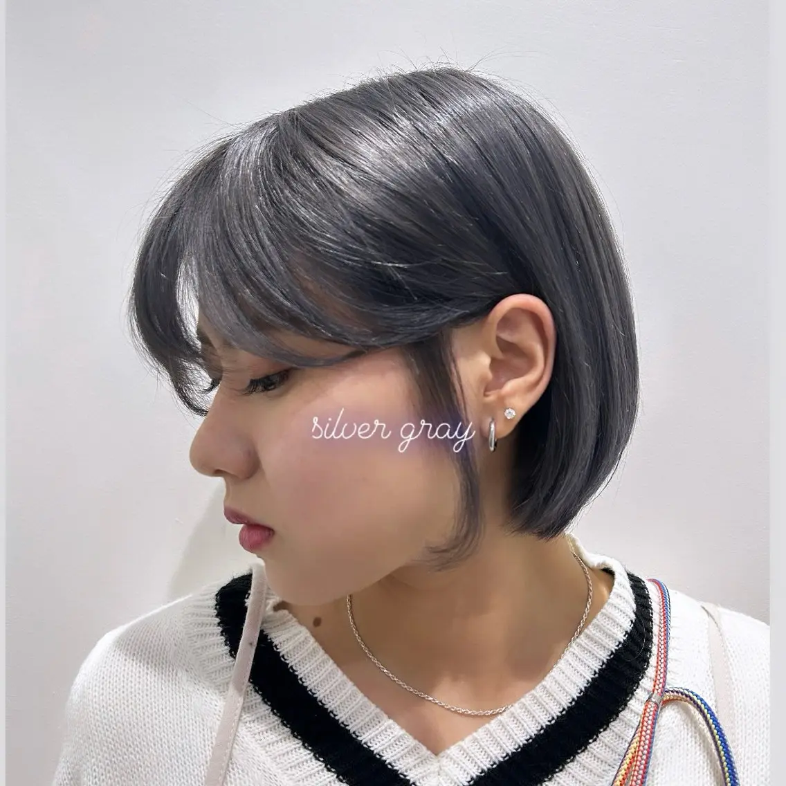 ショート カラー 透明感カラー シルバー カット ヘアカラー トリートメント 透明感💗 ベージュ系 松田彩音のヘアスタイル