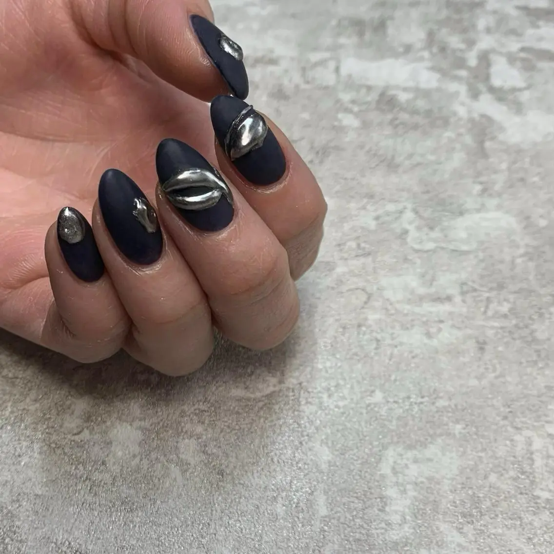 ネイル S. JEWELのネイルデザイン