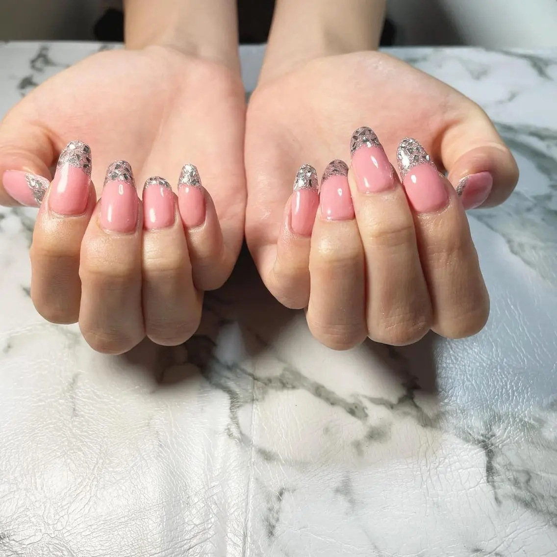 ネイル フレンチネイル ガラスフレンチ Momo nailsalonのネイルデザイン